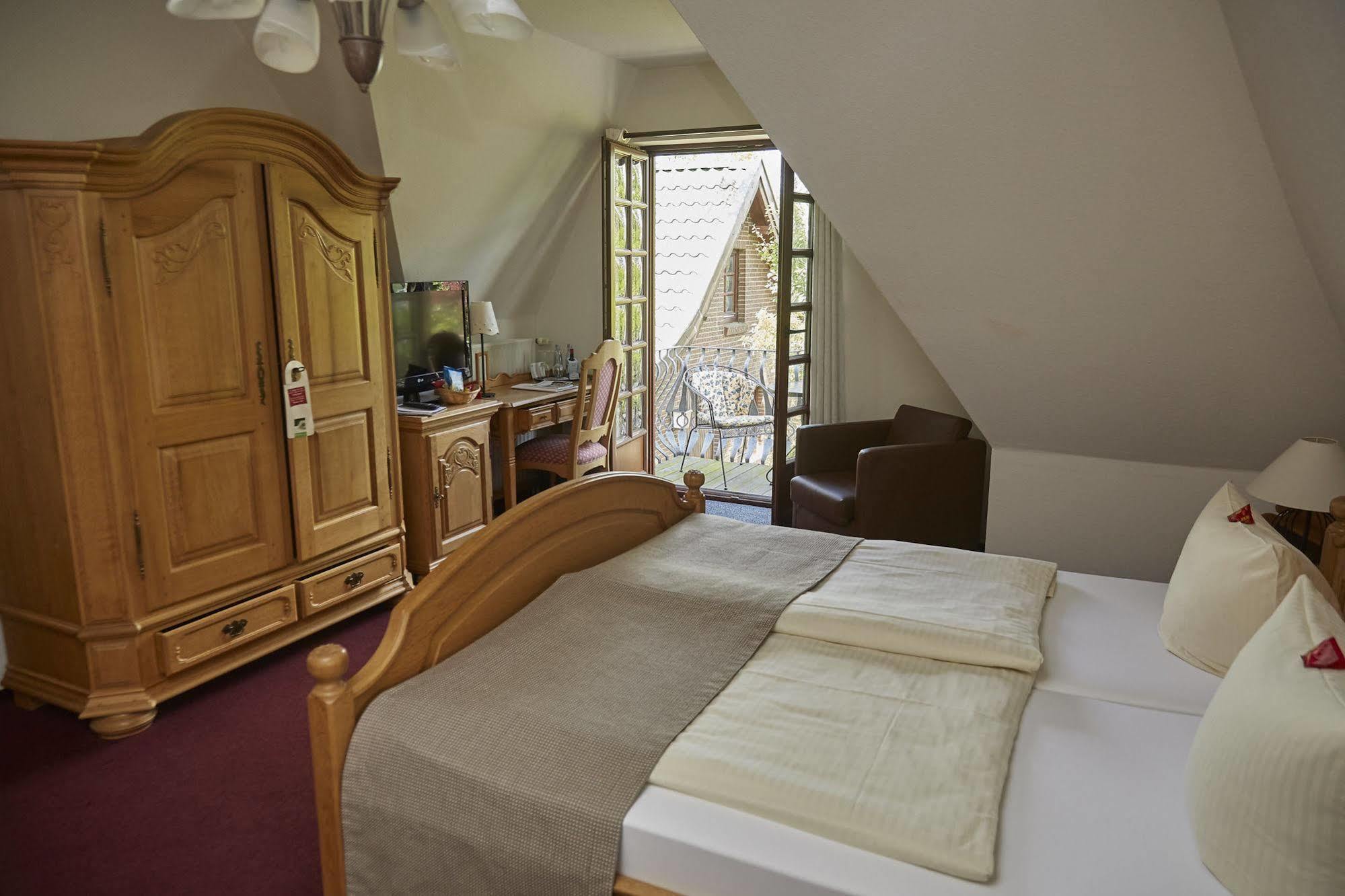 Flair-hotel Neeth Lehmkuhlen