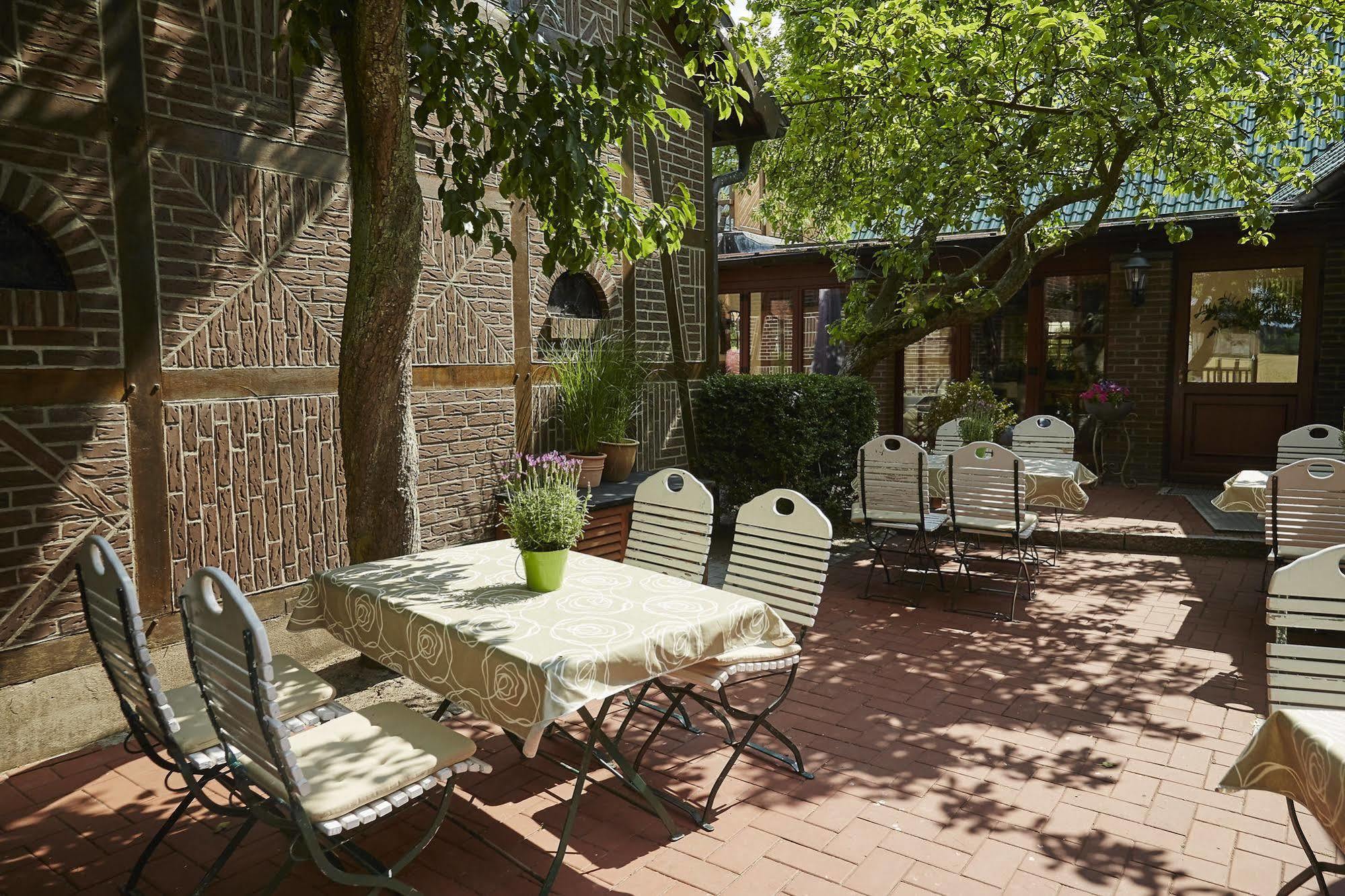 Flair-hotel Neeth Гостевой дом Lehmkuhlen